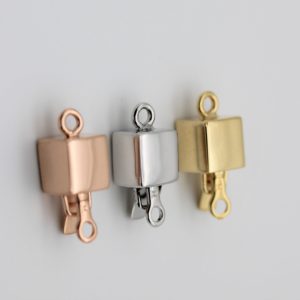 Cube shape clasp