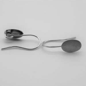 Satin oval hook earrings