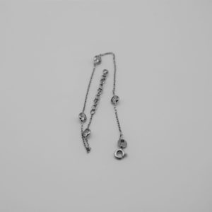 Bracelet with zircons