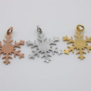 Snowflake charm