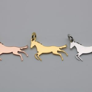 Horse pendant